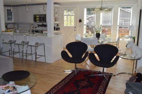 Rathtrevor Beach B&B