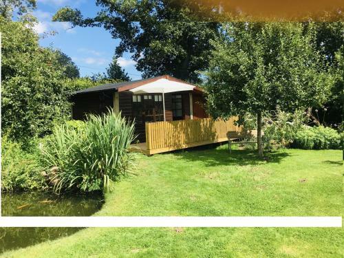 Hostal The Cider Shed Bed And Breakfast