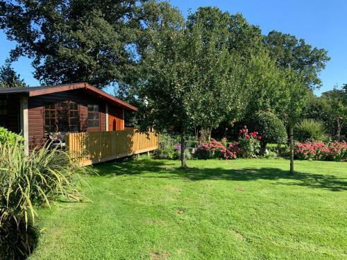 Hostal The Cider Shed Bed And Breakfast