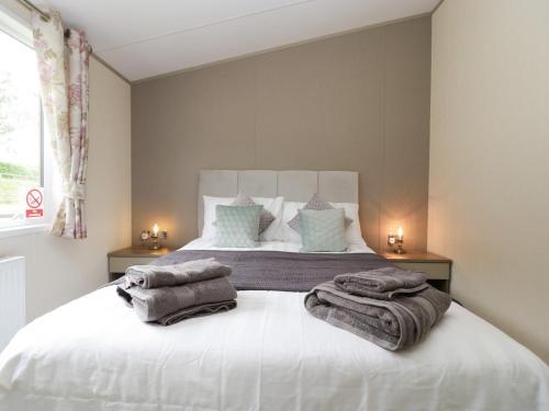 Hill View, Lilac Lodge