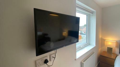 Comfy 2 Bed House Located At Wareham Train Station