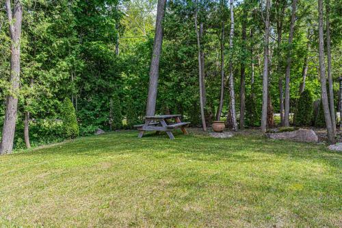 Villa Selena-lakefront-families Only-boat Launch