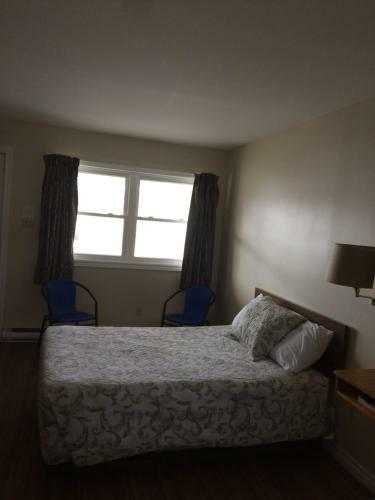 Dolan's Motel