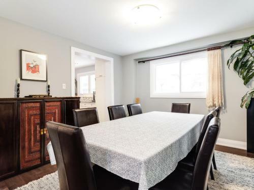 Comfortable Family Home With Updated Spacious Kitchen!