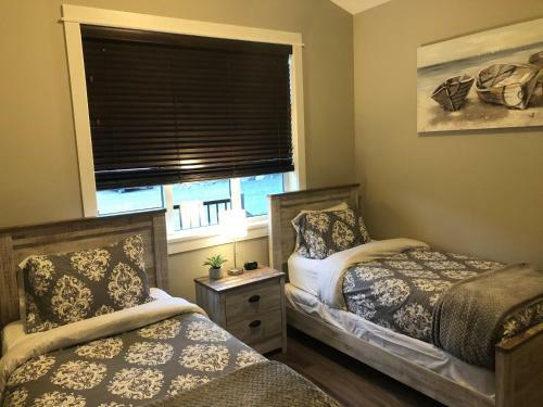 Sandy Feet Retreat Port Renfrew- Oceanfront 2br Modern Cottage