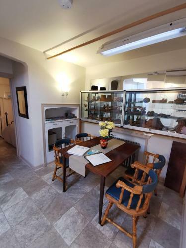 Apartamento Madame Loukes 1930s Historic House Accomodation