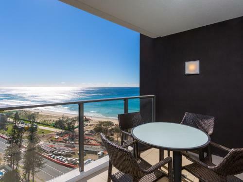 Apartamento Serain Residences On Surfers