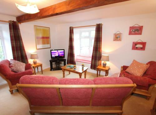 Wonderfully Scenic And Comfortable Dales Mill Property