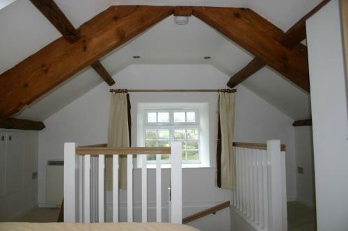 Wonderfully Scenic And Comfortable Dales Mill Property