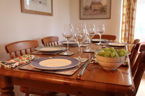 Wonderfully Scenic And Comfortable Dales Mill Property
