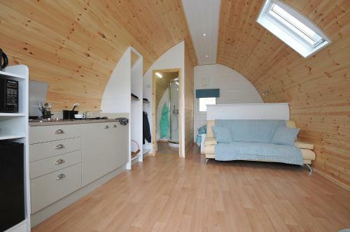 Glastonbury Glamping