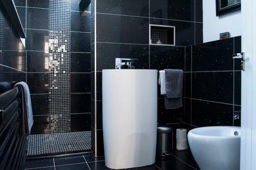 Boutique House Central Wells