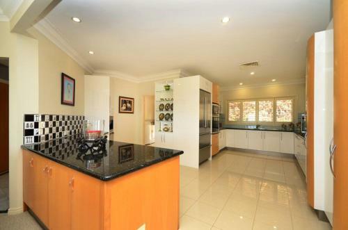Tallai Cliffs Retreat & Boutique Events