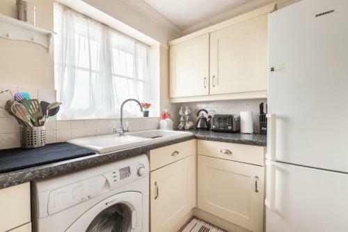 Conen Chafford Apartment