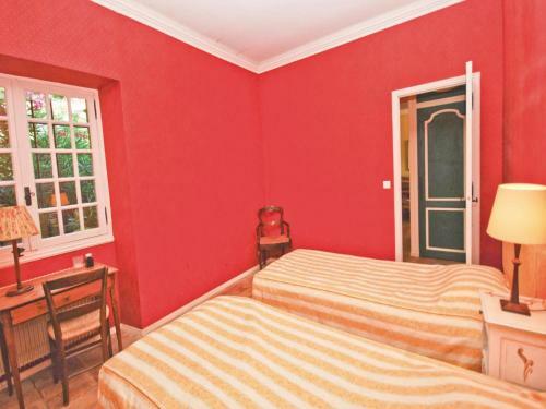 Holiday Home Chemin Des Fumerates