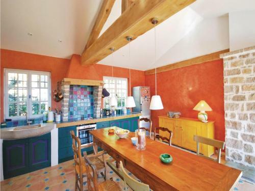 Holiday Home Chemin Des Fumerates