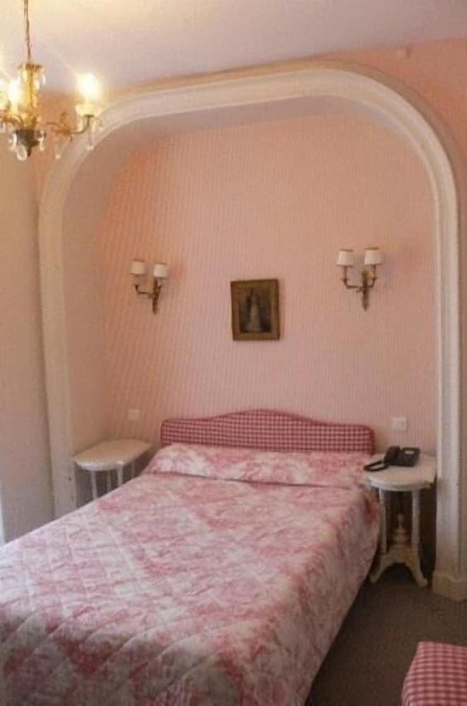 Hotel Ch�teau De P�rigny