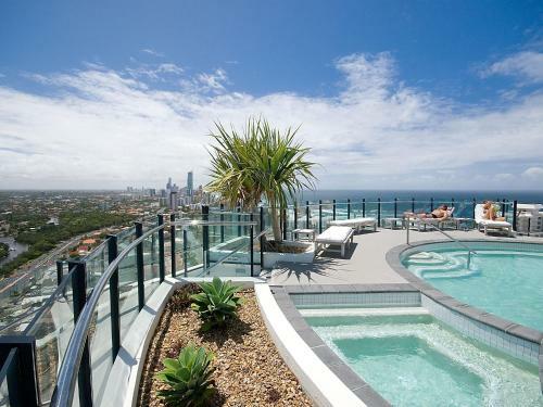 Luxury Ocean View Apartment At Wave Broadbeach