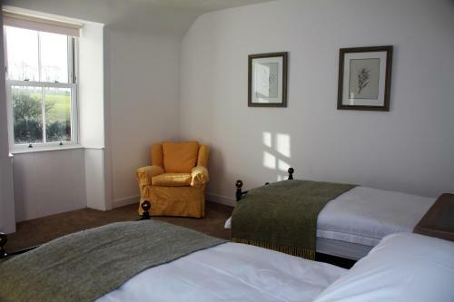 Longhill Farmhouse