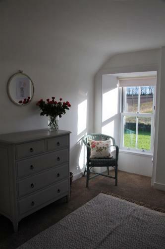 Longhill Farmhouse