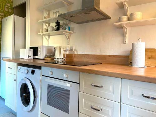 Appletree Cottage, Self-catering, Free Parking