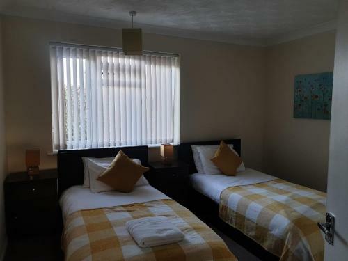 Calvary Gate Lodge - 4 Bedroom House