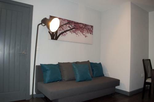 Spacious 3 Bedroom Apartment Near Worksop