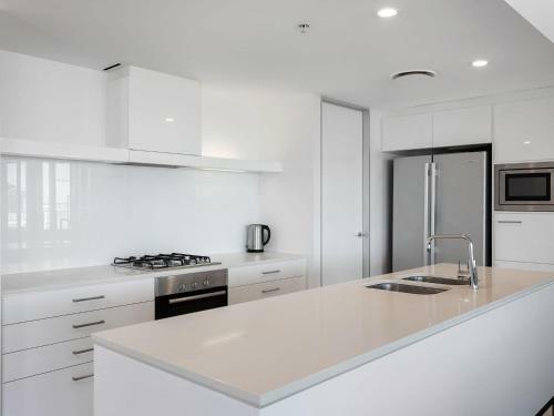 Luxury 3 Bedroom Apartment In Q1 With Ocean Views