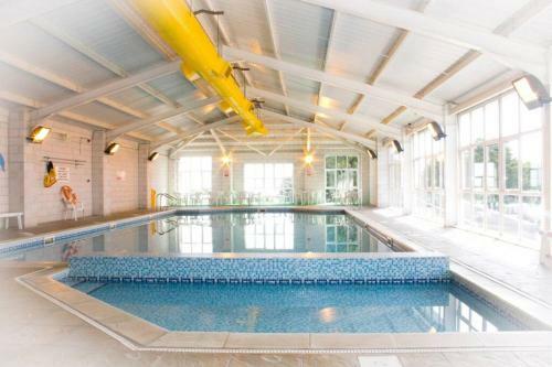 Large House Near Beach With Superb Views And Pool