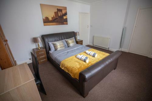 Beautiful Seaside Apartment-free Parking