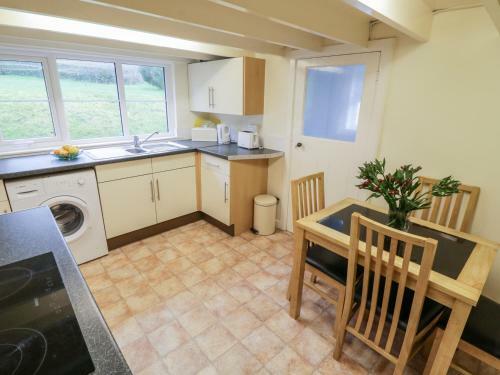 4 Rose Cottages