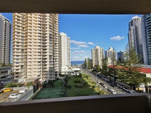 Apartamento King's Paradise Tower
