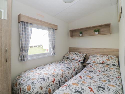 No 28 West Wayland Holiday Park
