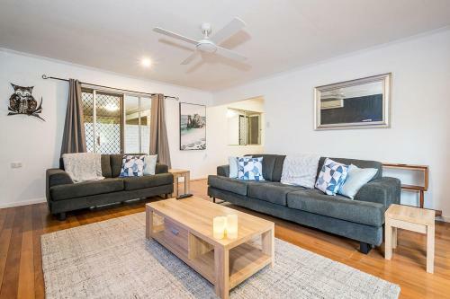 Burleigh Home // Moments To Water