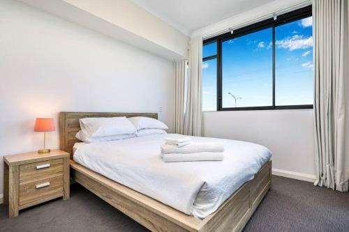 Apartamento Perfectly Located 2 Bedroom Hope Island Gem...