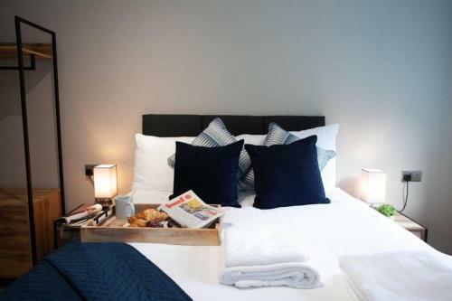 Stylish Central Location 2bd Apartment