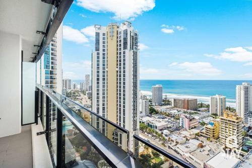 Apartamento Circle On Cavill 2 Bedroom Spa Ocean View ? Q Stay