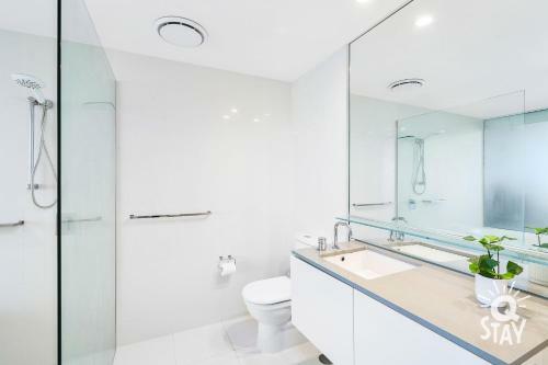 Apartamento Circle On Cavill 2 Bedroom Spa Ocean View ? Q Stay