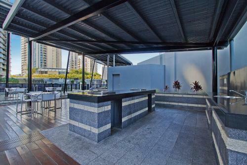 Apartamento Circle On Cavill 2 Bedroom Spa Ocean View ? Q Stay