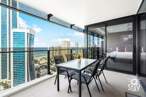 Apartamento Circle On Cavill 2 Bedroom Spa Ocean View ? Q Stay