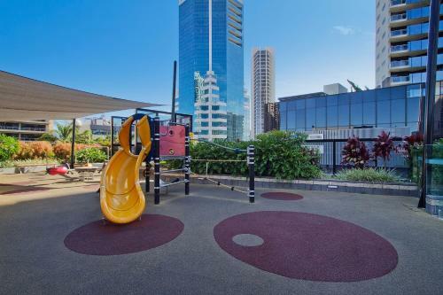 Apartamento Circle On Cavill 2 Bedroom Spa Ocean View ? Q Stay