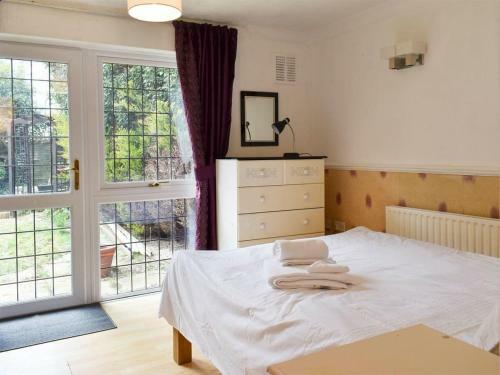 60 Station Road-uk33783