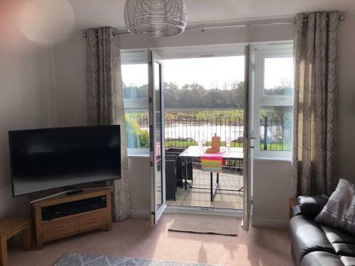 Riverview - Sleeps 4, Wimborne, Dorset.