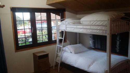 Hostal Bridge Farm Guesthouse Rooms