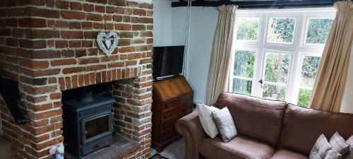 17th Century 3 Bedroom Detached House Wingham, Canterbury
