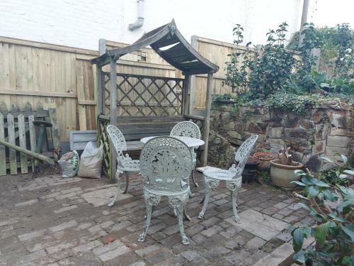17th Century 3 Bedroom Detached House Wingham, Canterbury