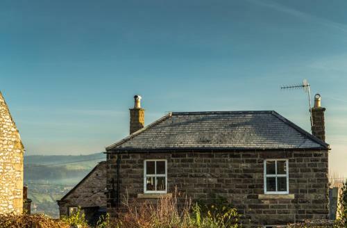 Wensley - Peak District: Detached Stone Cottage