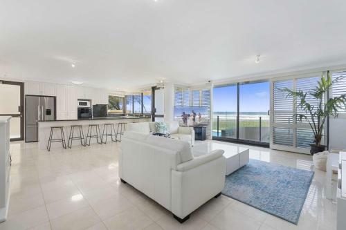 Premiere Apartments