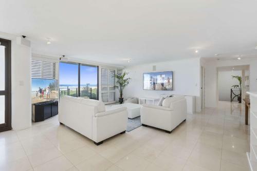 Premiere Apartments