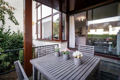 Bellman Apartment - Pet Friendly With Parking